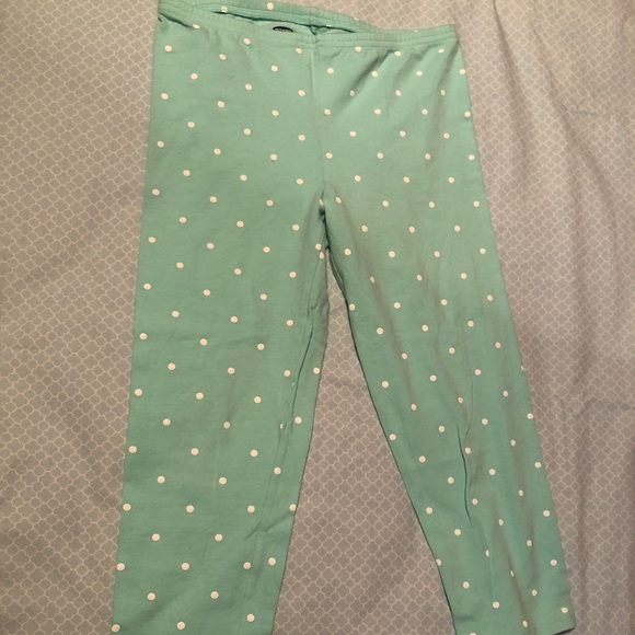 Old Navy Polka Dot Capri Leggings - Picture 2 of 3